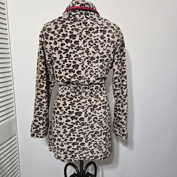 Frederick's of Hollywood leopard robe - Picture 2 of 3
